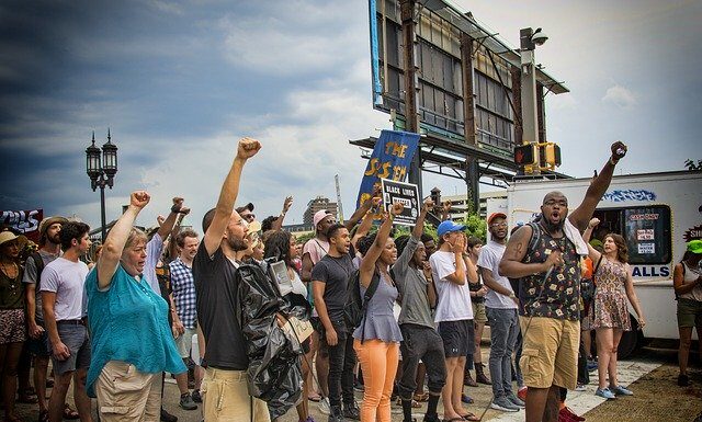 Jacob Blake: one dead, two wounded by gunshot in the night in Kenosha, according to media reports Jacob Blake